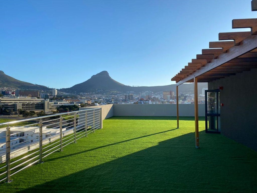 2 Bedroom Property for Sale in Zonnebloem Western Cape